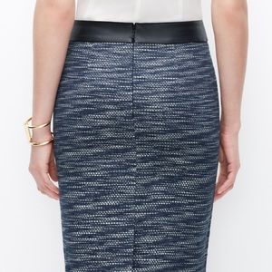 Like new- pencil skirt!  Leather detail.